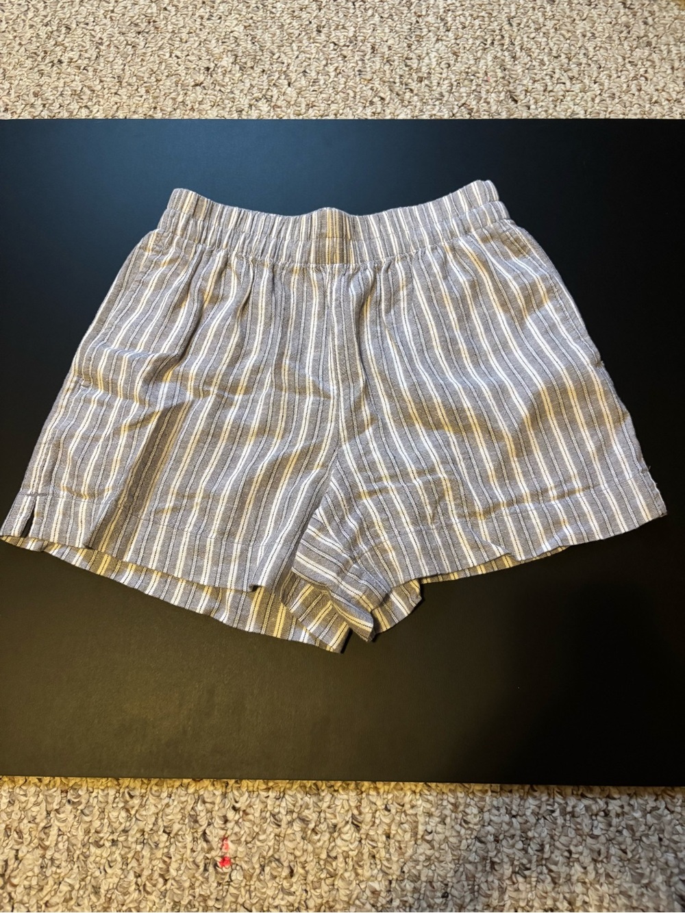 Striped Elastic-Waist Women's Linen Blend Shorts - Neutral Stripe